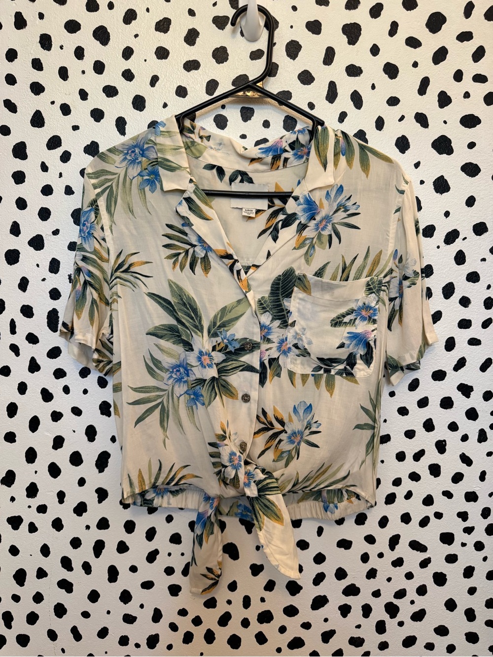 American Eagle Hawaiian Luau Top